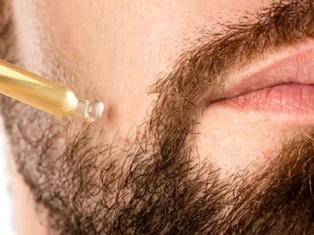 Lưu ý để đạt được hiệu quả tối ưu khi sử dụng serum trị mụn cho nam