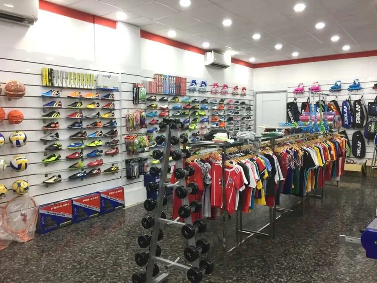 Bigsport là hệ thống cửa hàng kinh doanh dụng cụ thể thao với nhiều chi nhánh tại TPHCM