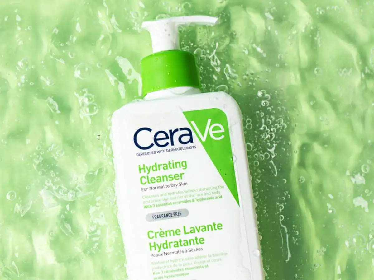 Cerave Hydrating Cleanser làm sạch dịu nhẹ, cấp ẩm và bảo vệ da nhạy cảm hiệu quả