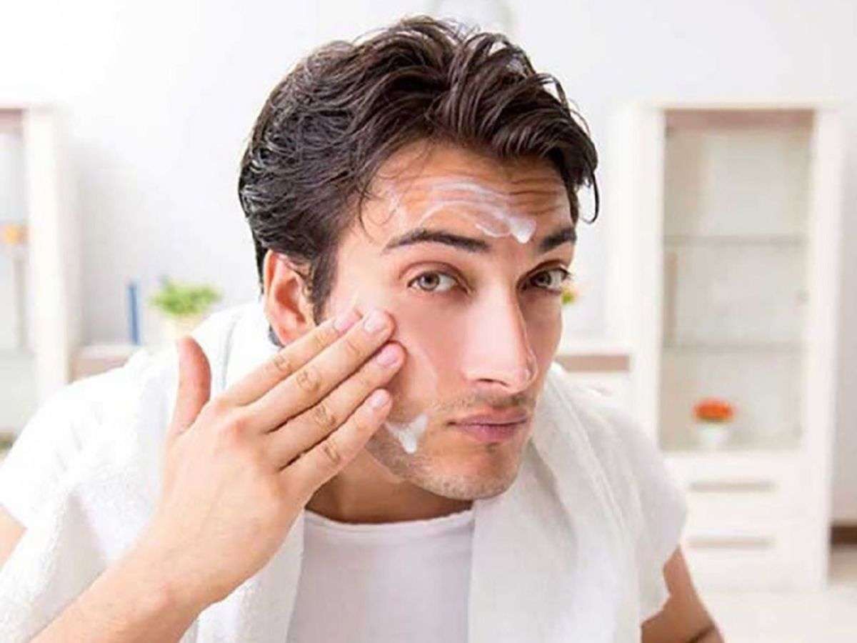 Rửa mặt chỉ là bước làm sạch cơ bản 