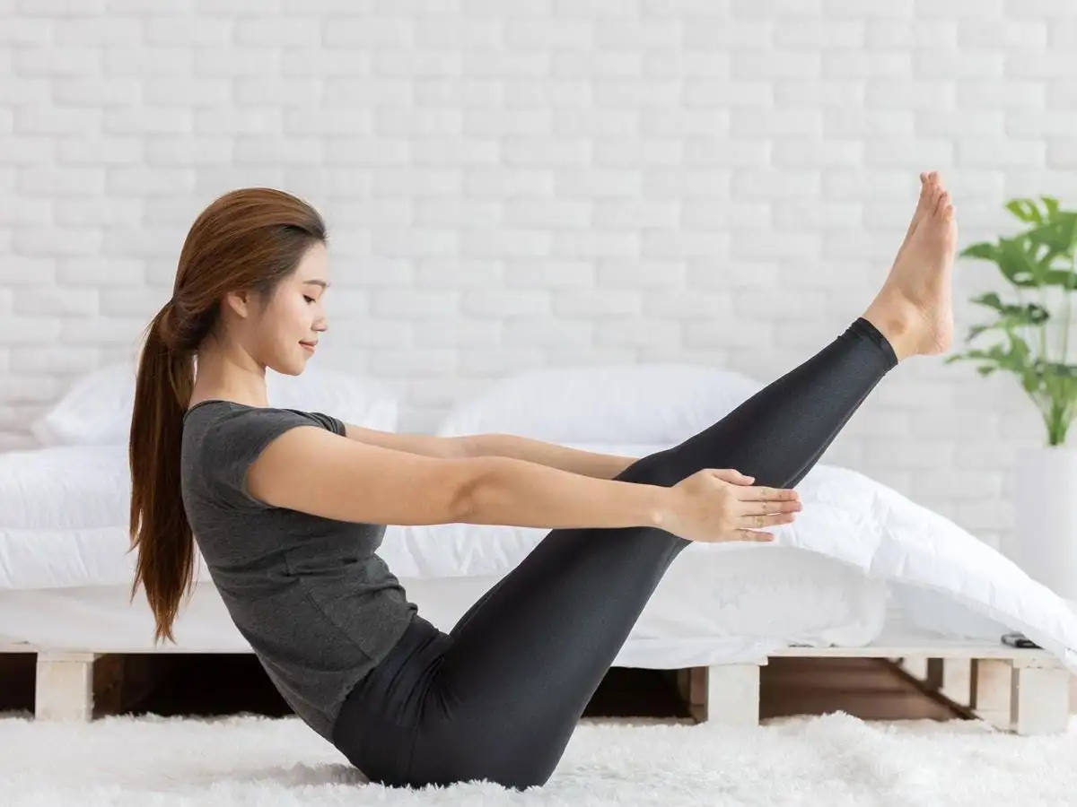 Tập thể dục nhẹ nhàng trước giờ ngủ 