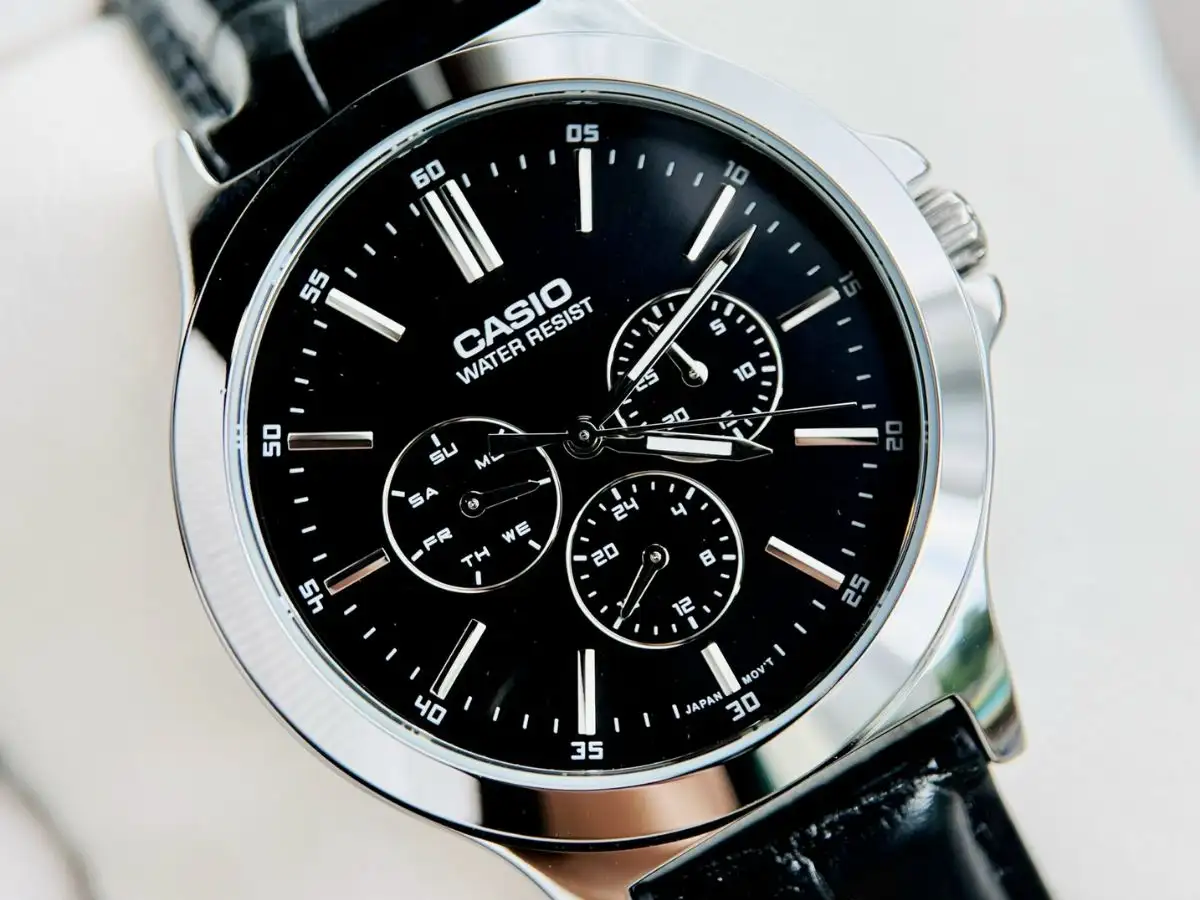 Casio rất chú trọng đến chất liệu, tạo nên những chiếc đồng hồ vừa bền đẹp
