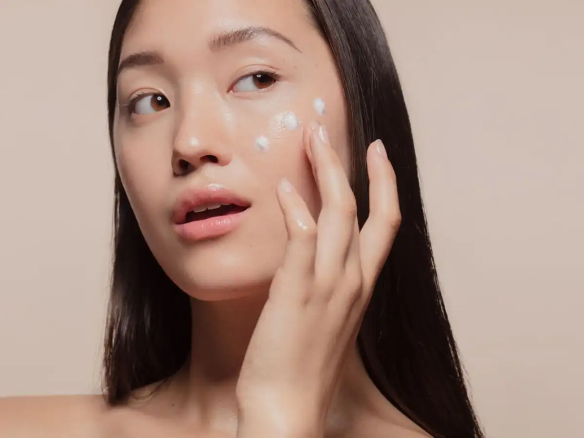 Kết cấu kem lót là yếu tố đầu tiên cần cân nhắc