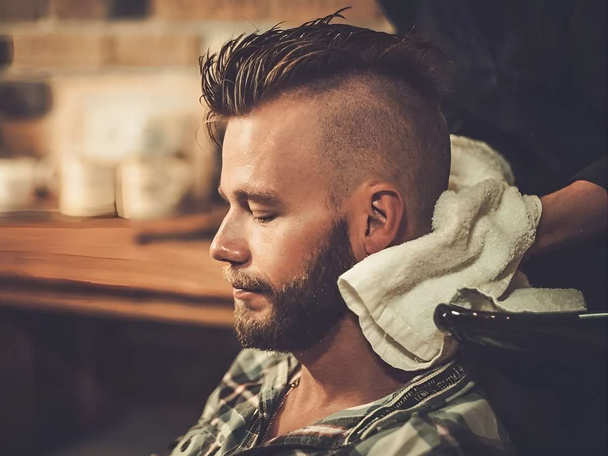 Những Lưu Ý Khi Chăm Sóc Tóc Mohican Để Luôn Đẹp