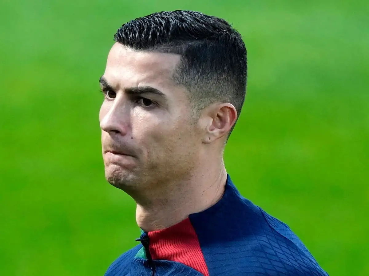 Undercut là kiểu tóc thường được Ronaldo lựa chọn