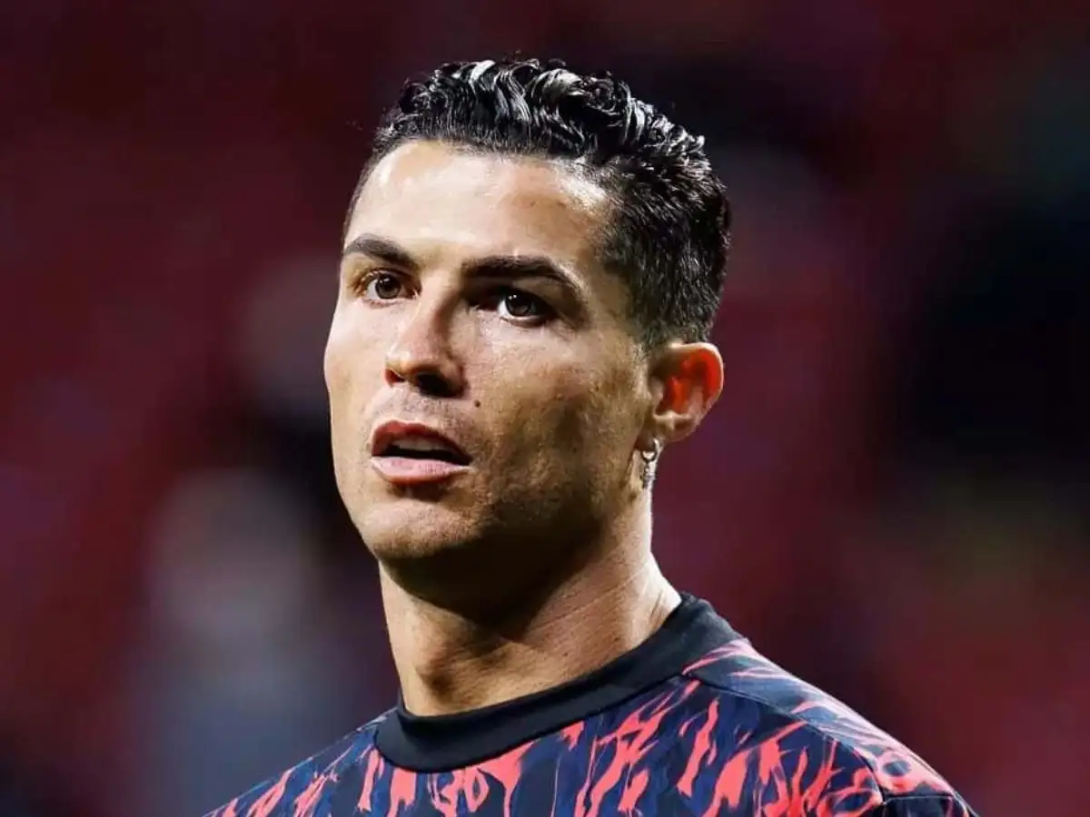 Tùy vào dáng mặt, chất tóc và phong cách cá nhân để lựa chọn kiểu tóc Ronaldo phù hợp