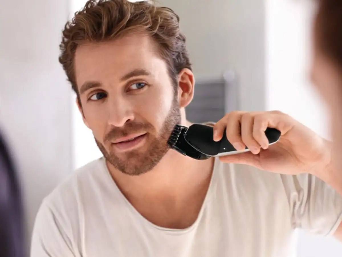 Chọn máy cạo râu phù hợp với nhu cầu cạo khô hay cạo ướt