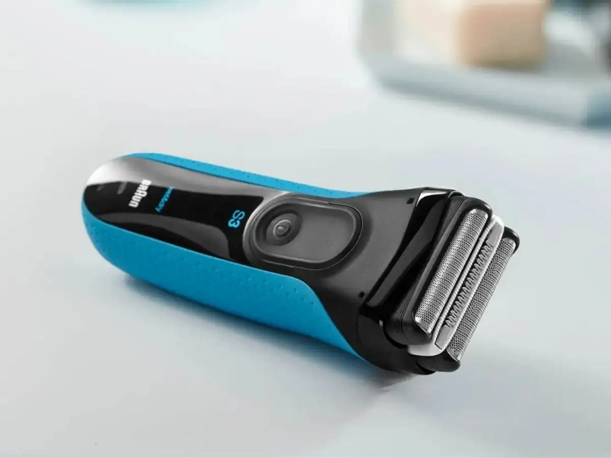 Máy cạo râu Braun Series 3 ProSkin 