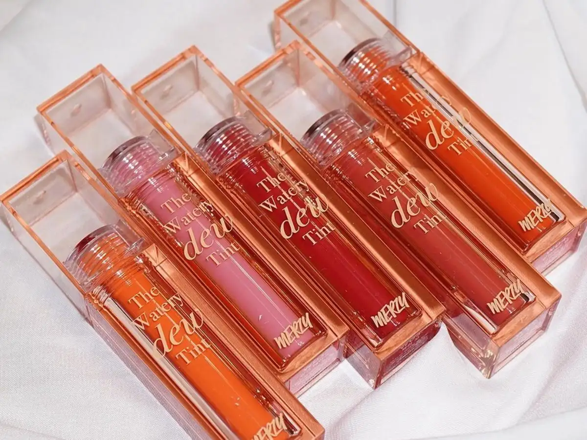 Merzy the Watery Dew Tint thích hợp với phong cách makeup nhẹ nhàng, trong trẻo