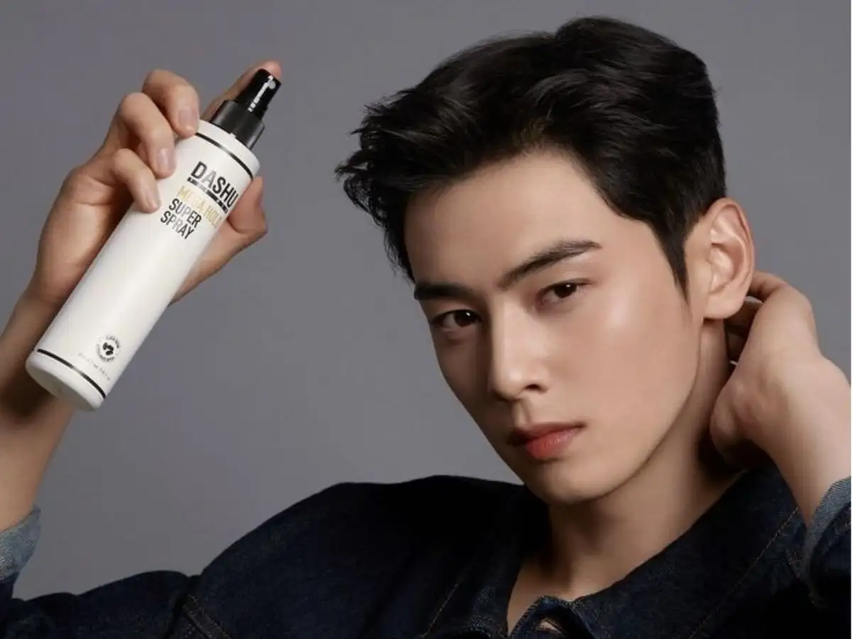 Xịt khóa trang điểm để makeup bền màu suốt ngày dài