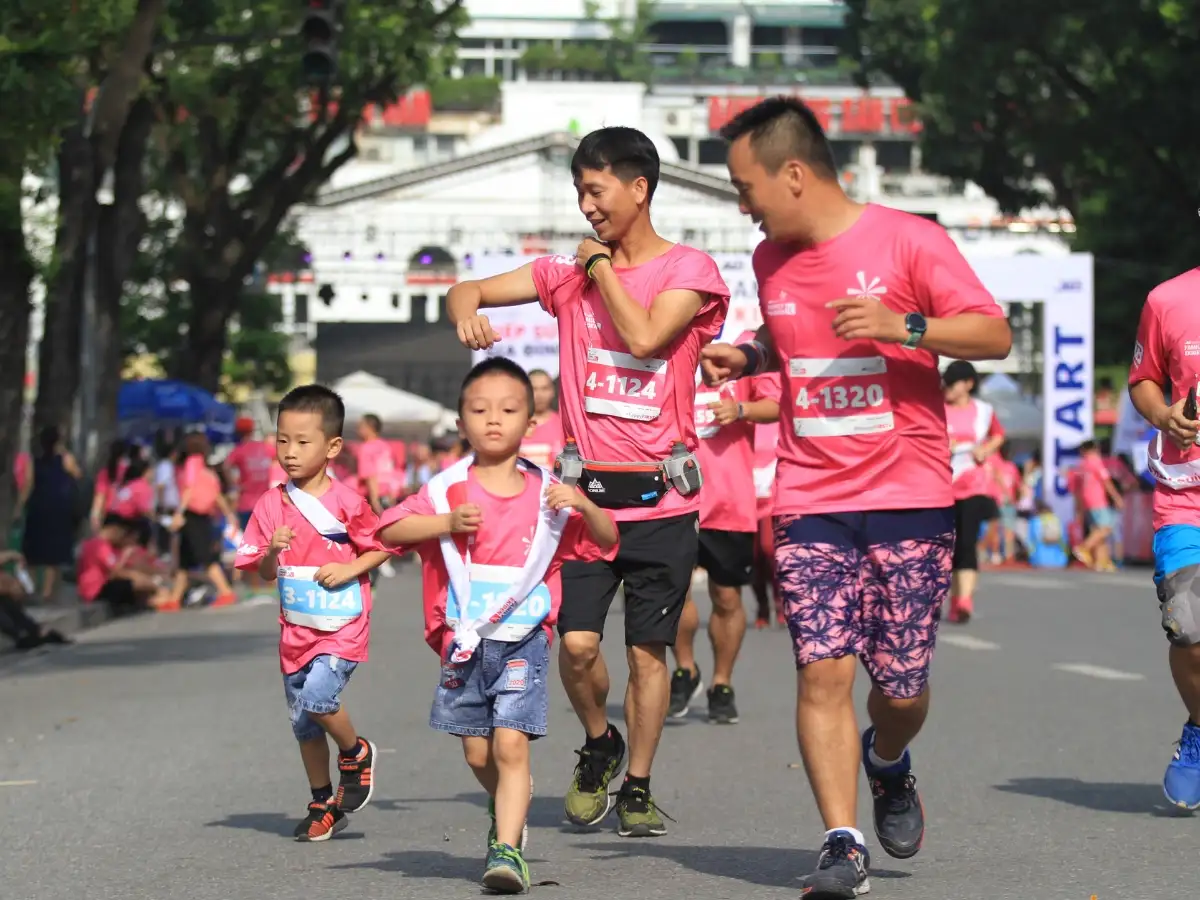 Chạy bộ giúp giảm nguy cơ béo phì ở trẻ