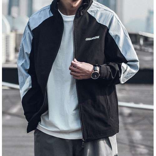 cách phối đồ cùng áo khoác gió bomber