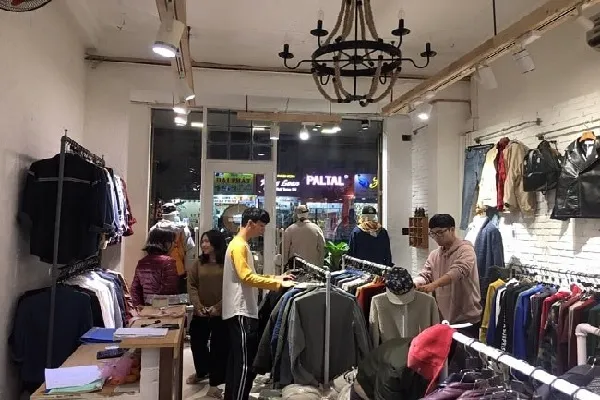 Áo thun phong cách Hàn Quốc tại Six Up Five Boutique Shop