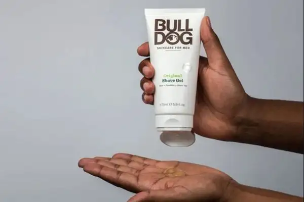 Kem cạo râu nam Bulldog Shave Gel