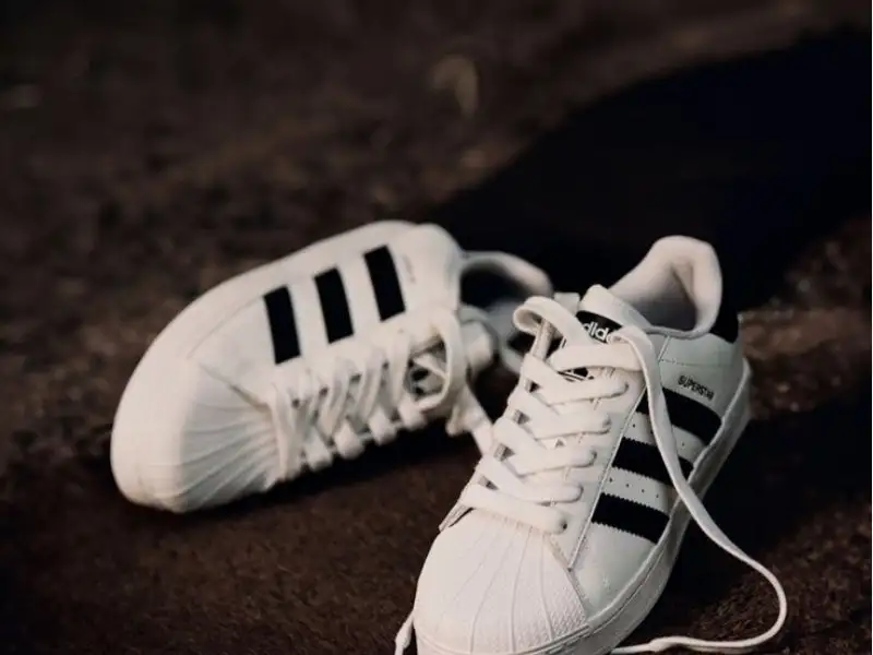 Adidas Superstar dễ phối đồ