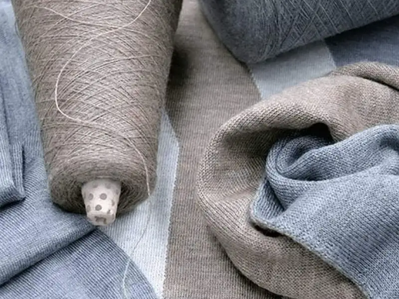 Vải Cashmere có sợi nhỏ, mềm và nhẹ