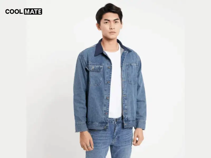 Áo thun trơn trắng kết hợp cùng áo denim jacket cùng quần jeans