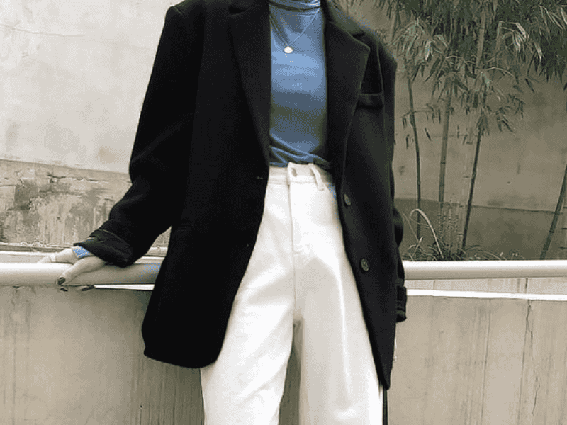 Áo blazer kết hợp với quần tây ống rộng