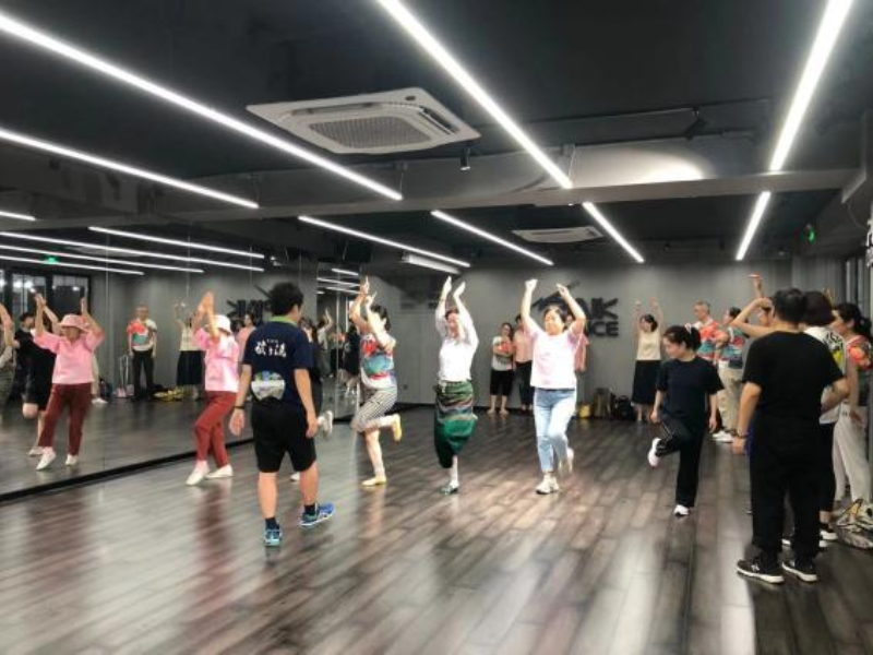 Rio Dance Studio là một trung tâm nhảy đậm chất năng động và sáng tạo