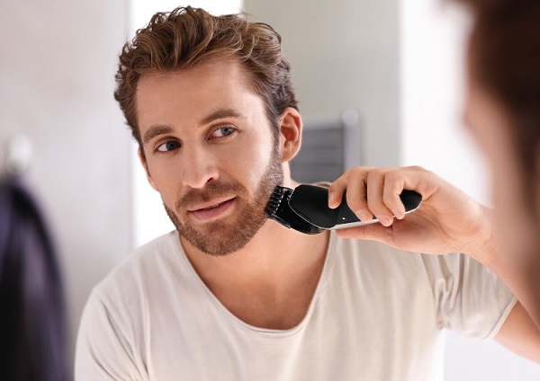 Cạo râu thường xuyên khiến tốc độ lông bị ảnh hưởng 