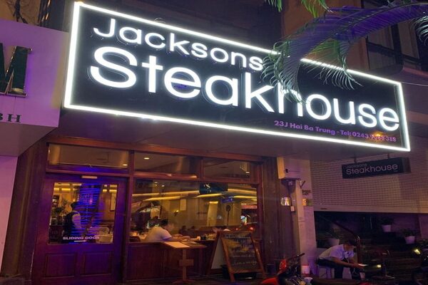 nhà hàng Jacksons Steakhouse