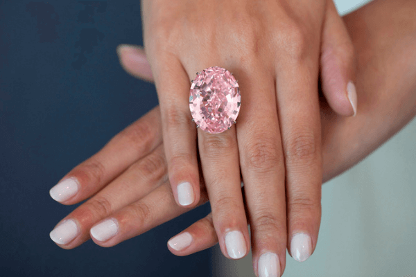 nhẫn kim cương đắt tiền nhất thế giới
