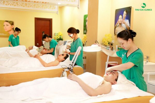 spa trị mụn cho nam tphcm