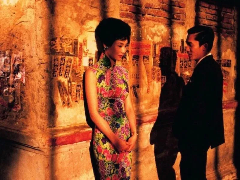 Ảnh Cinematic: Sắc đỏ trong In the mood for love lại biểu tượng cho sự nồng cháy của tình yêu