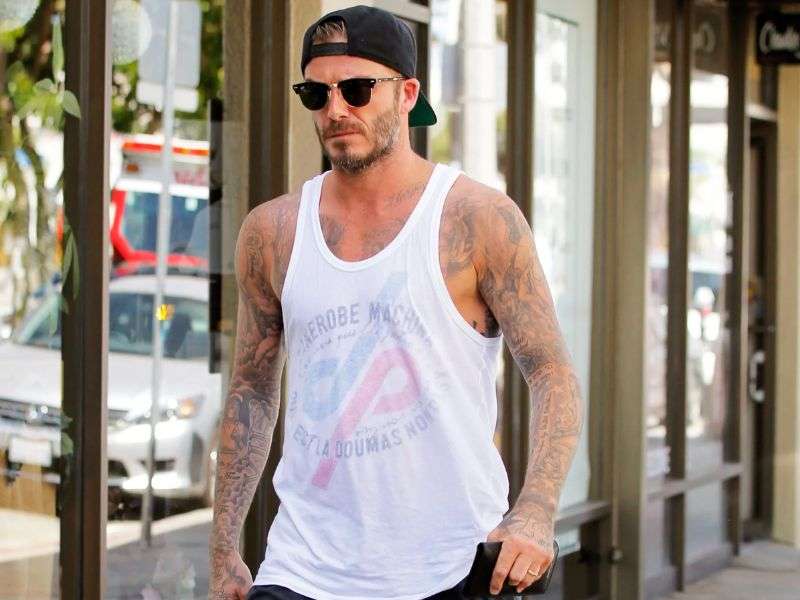 Áo tanktop thường được nam ngôi sao diện trong các hoạt động thường ngày