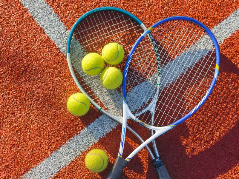 Bóng tennis có 2 loại khác nhau