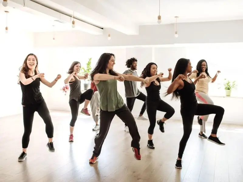 Zumba thích hợp với những người hướng ngoại, năng động