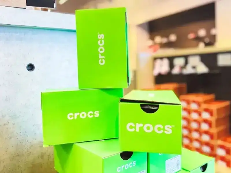 Bảo quản dép Crocs đúng cách