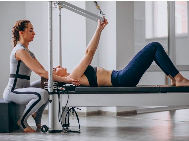 Lời khuyên khi lựa chọn hình thức và địa điểm tập Pilates