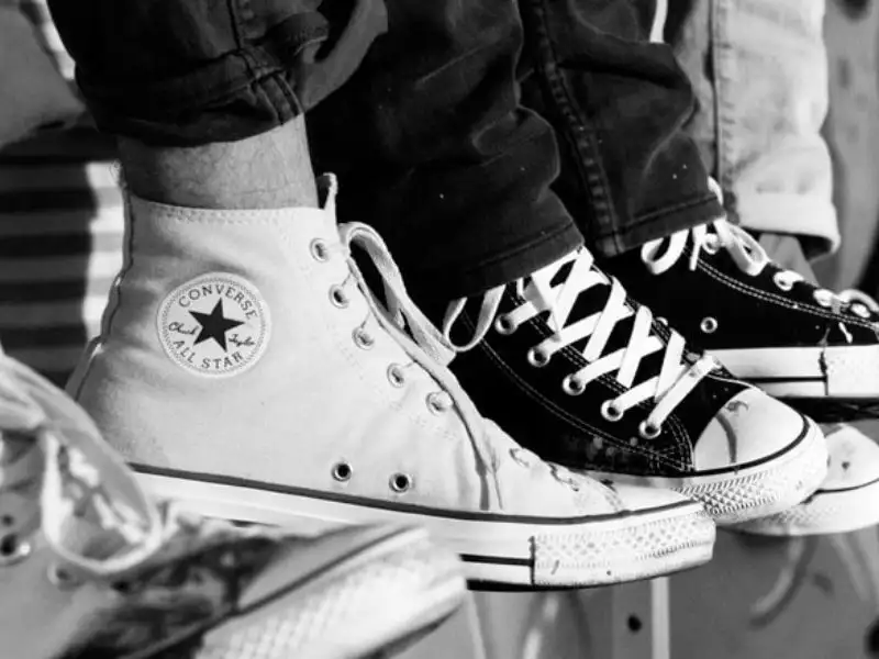 Converse trở thành thương hiệu độc quyền trên thị trường giày.