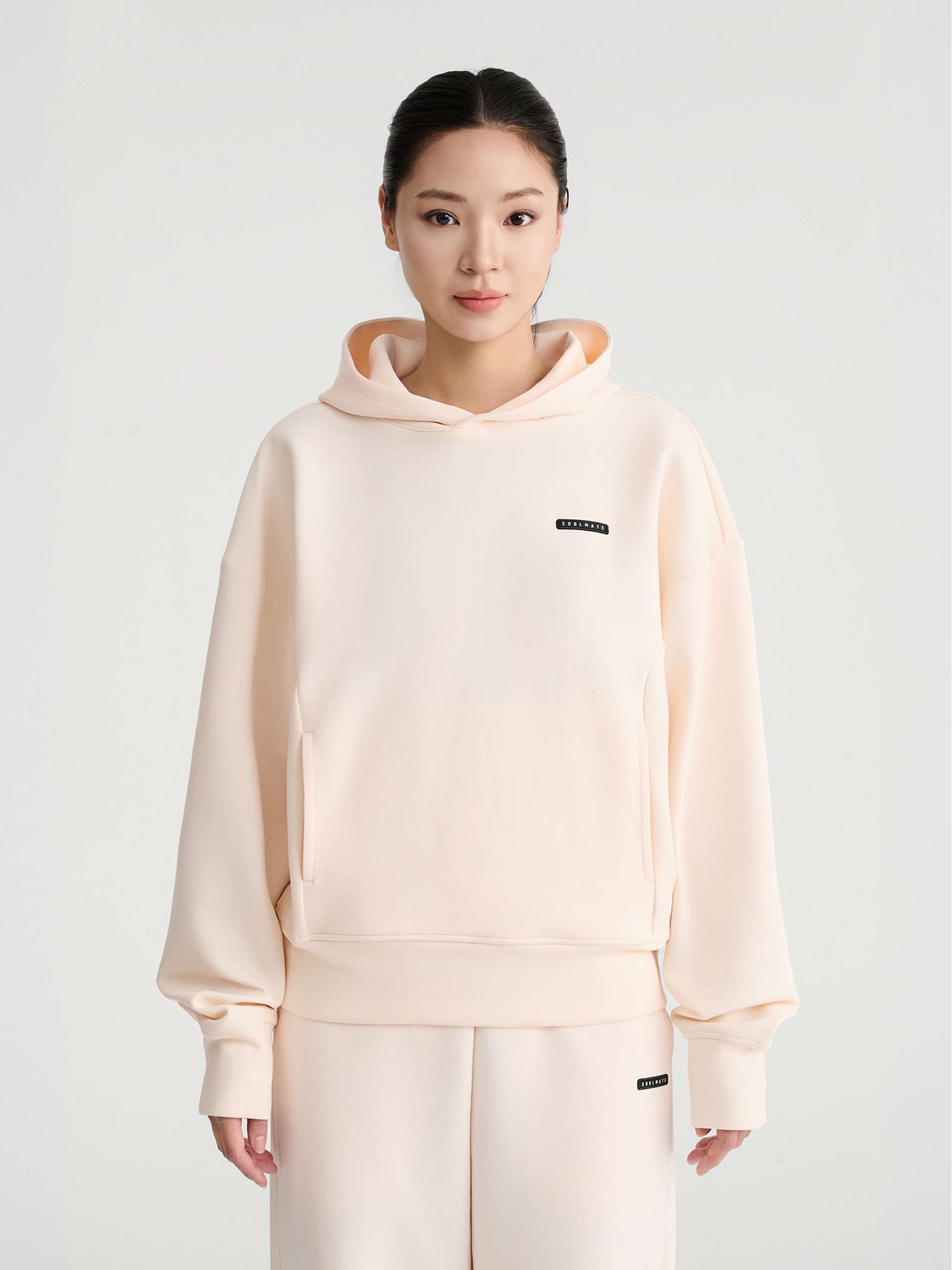 Áo Hoodie thể thao nữ Studio