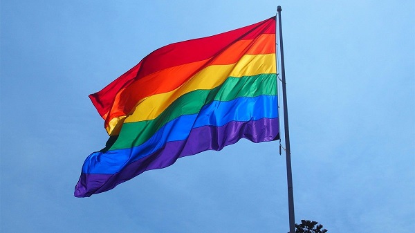 Biểu tượng lá cờ ngũ sắc của xã hội LGBT 