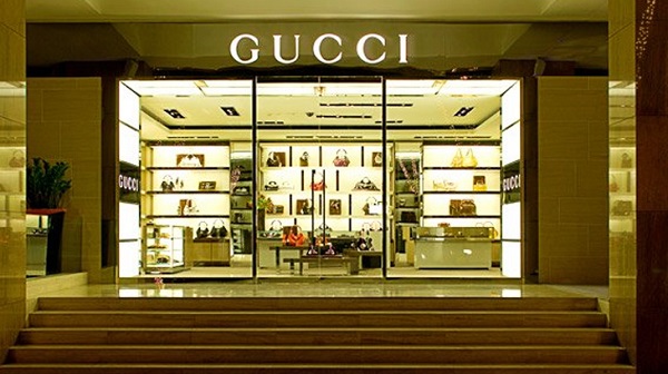 Địa chỉ mua túi Gucci nam uy tín tại Việt Nam