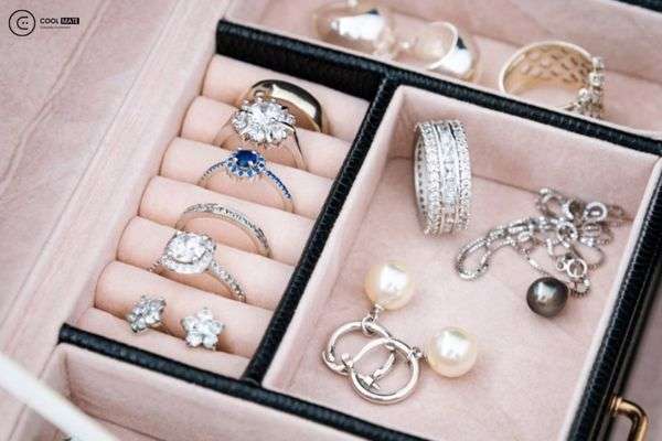Bảo quản trang sức cẩn thận