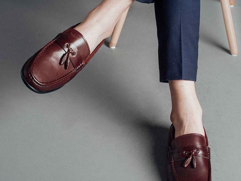 Mẫu giày Tassel Loafer có thiết kế quả chuông