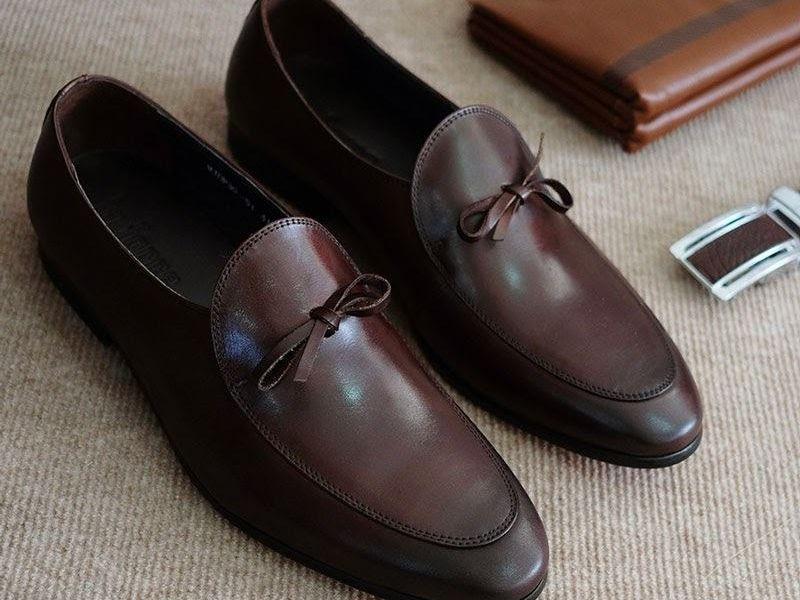 Mẫu giày Tassel Loafer có thiết kế buộc nơ cách điệu