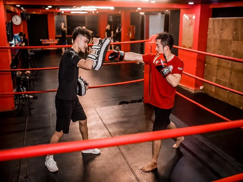 Kickboxing Là Gì? Tìm Hiểu Cơ Bản Về Môn Võ Này - Coolmate