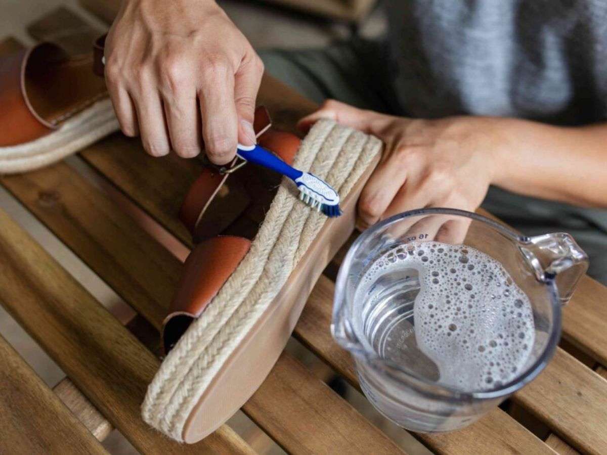 Bảo Quản Giày Sandal Nam Đúng Cách