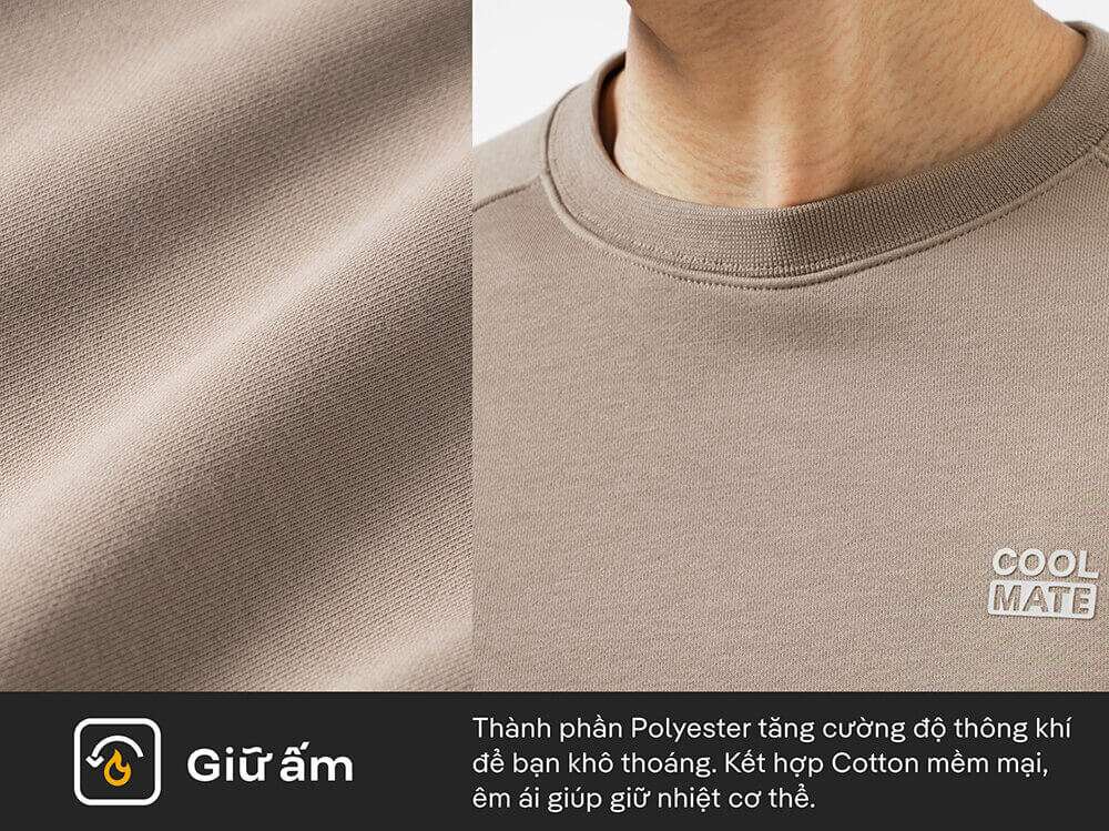 Cận cảnh chất liệu vải và chi tiết cổ áo Sweatshirt Active màu nâu với tính năng giữ ấm
