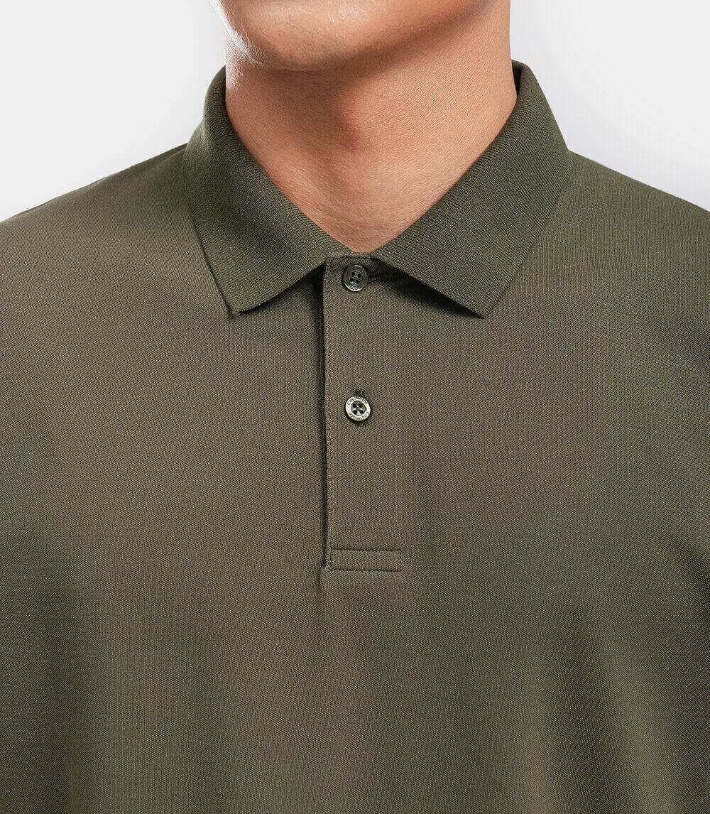 Cận cảnh chi tiết cổ áo và nẹp nút của Áo Polo Nam Pique Cotton USA