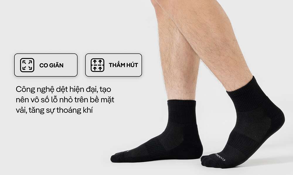 Đặc tính co giãn và thấm hút của tất thể thao cổ trung Coolmate