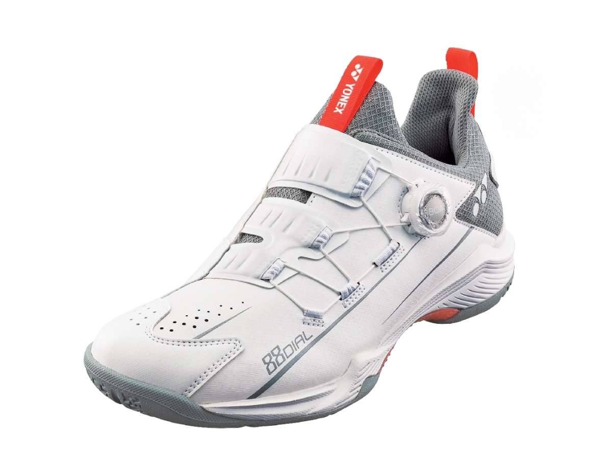 Giày Yonex 88 Dial 2 Wide là mẫu giày độc quyền với công nghệ BOA Fit System