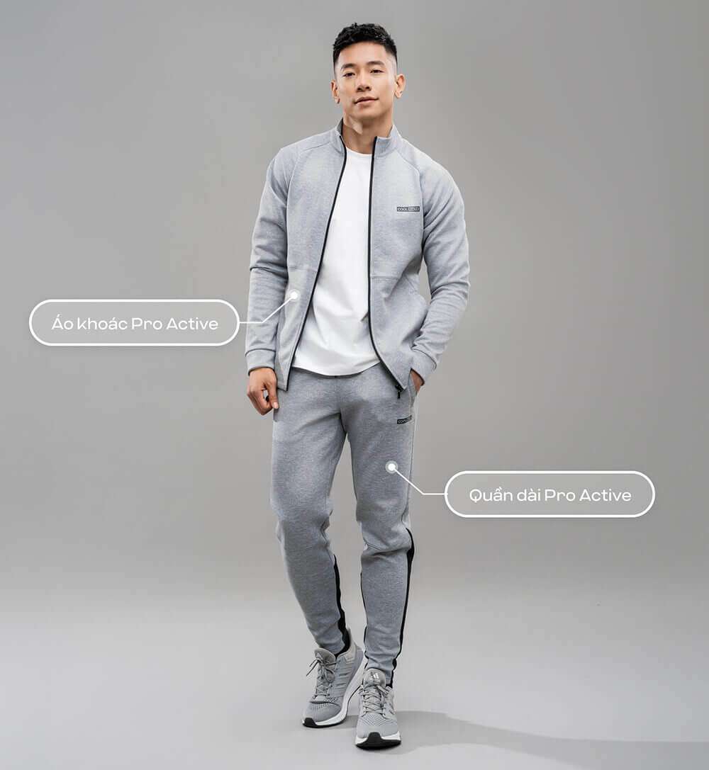 Người mẫu phối cả bộ đồ thể thao Pro Active gồm áo khoác và quần dài