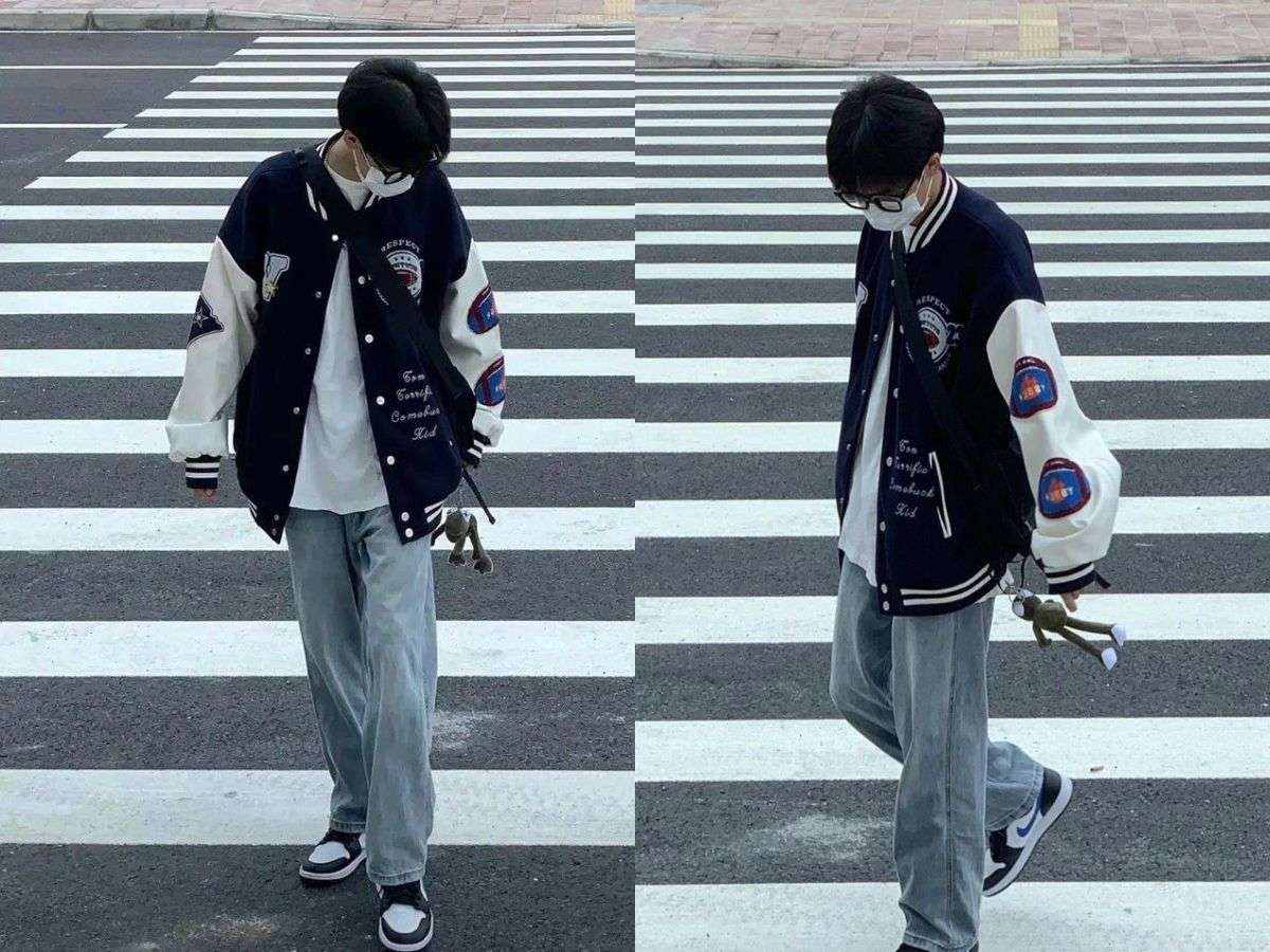 Phong cách năng động trẻ trung khi phối cùng quần jeans và áo thun