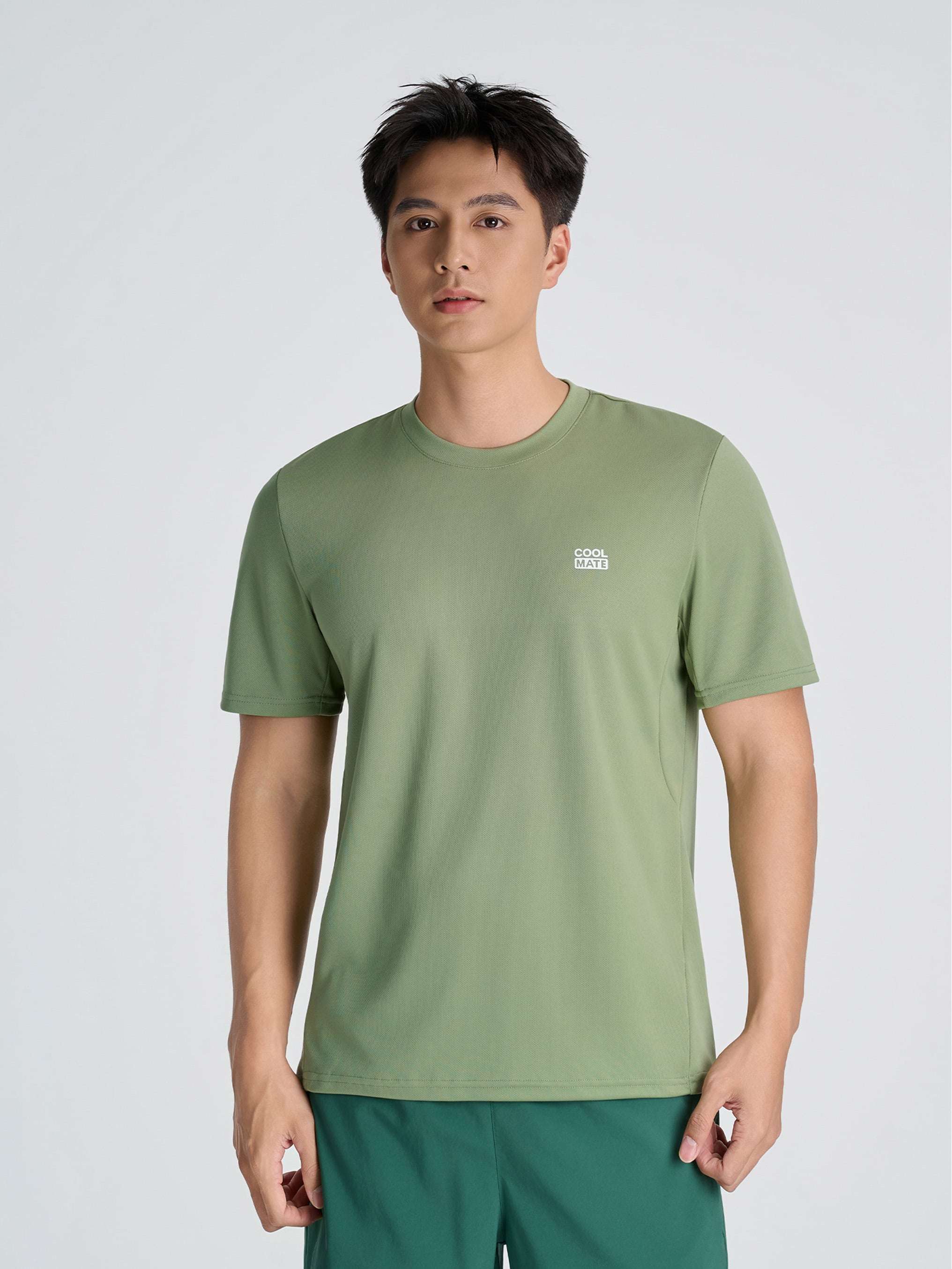 Áo thun thể thao thoáng khí Essentials - undefined