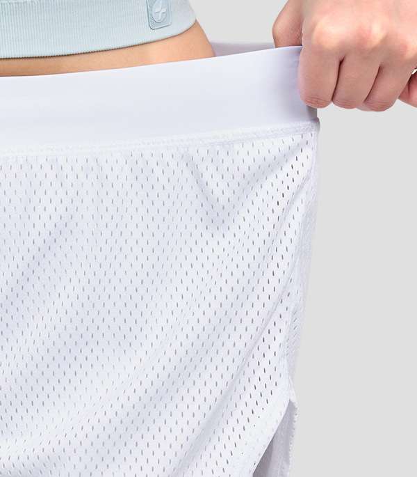 Mesh nhẹ, thoáng khí